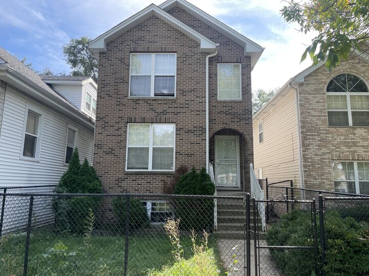 Property Photo:  1313 W 109th Street  IL 60643 