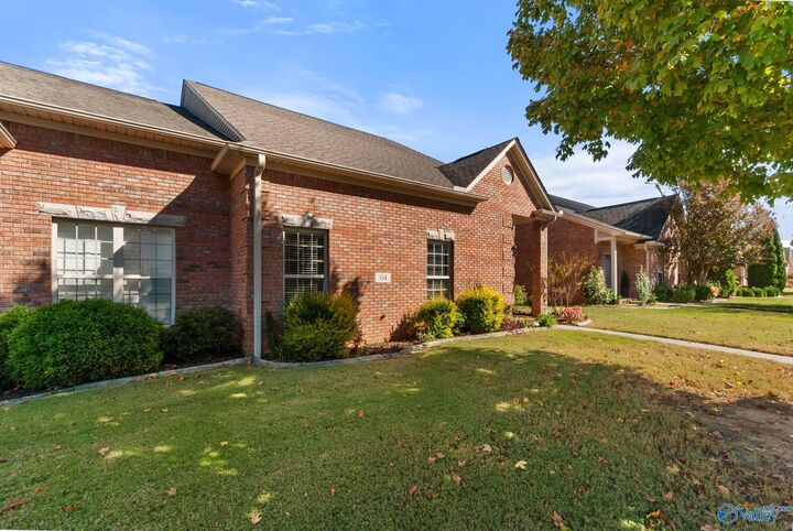 Property Photo: 64 Jackson Way AL 35603