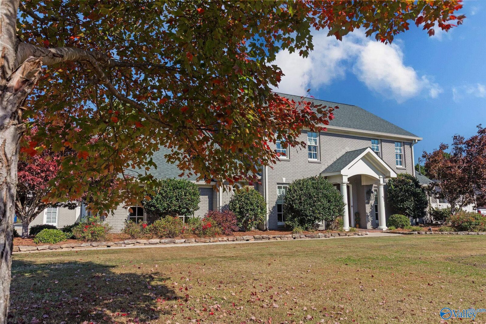 Property Photo:  336 Wilson Circle  AL 35901 