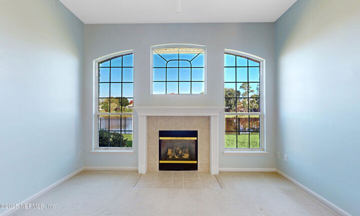 Property Photo: 1995 Bluebonnet Way FL 32003