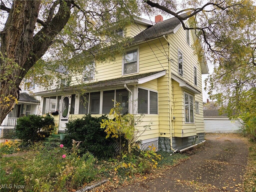 Property Photo: 1115 W 11th Street OH 44052