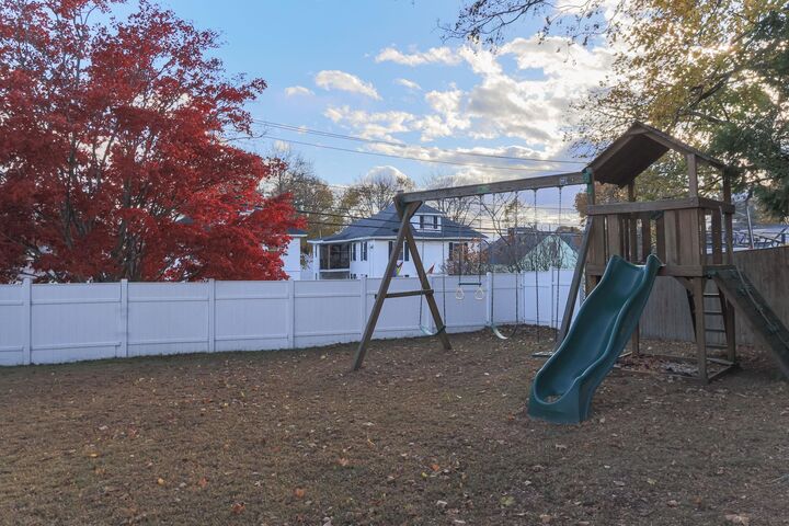 Property Photo: 509 Kelley Street NH 03102