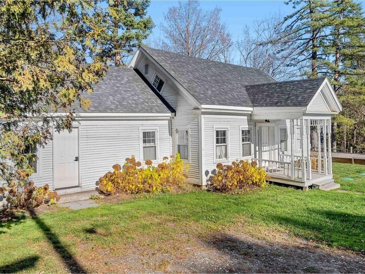 Property Photo:  38 Beach Road  VT 05841 