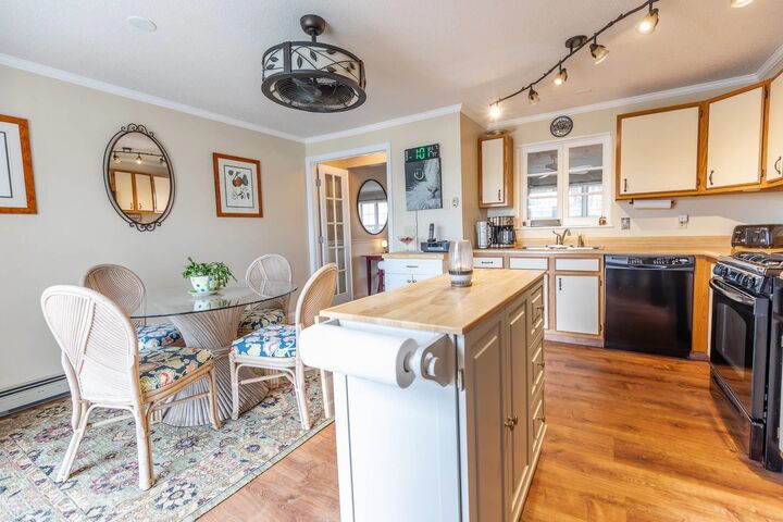 Property Photo: 205 Southfield Lane NH 03458