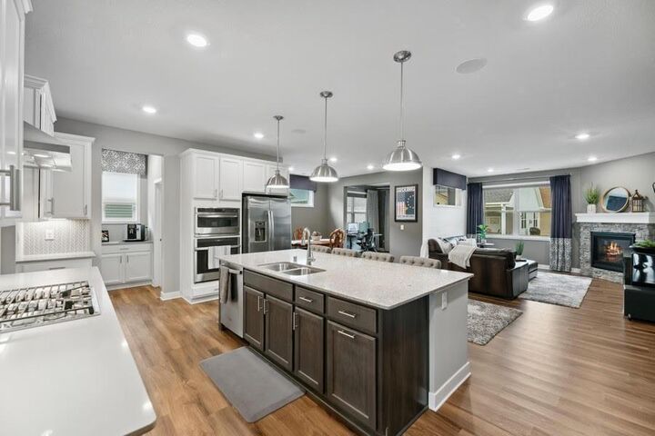 Property Photo: 9337 Bridle Way MN 55386