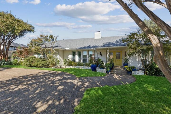 Property Photo:  7537 Royal Place  TX 75230 