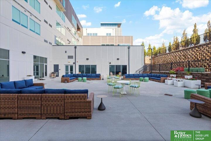 Property Photo: 215 S 181 Street 504 NE 68022