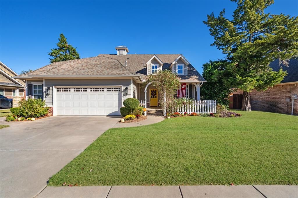 Property Photo:  4816 Deerfield Drive  OK 73034 