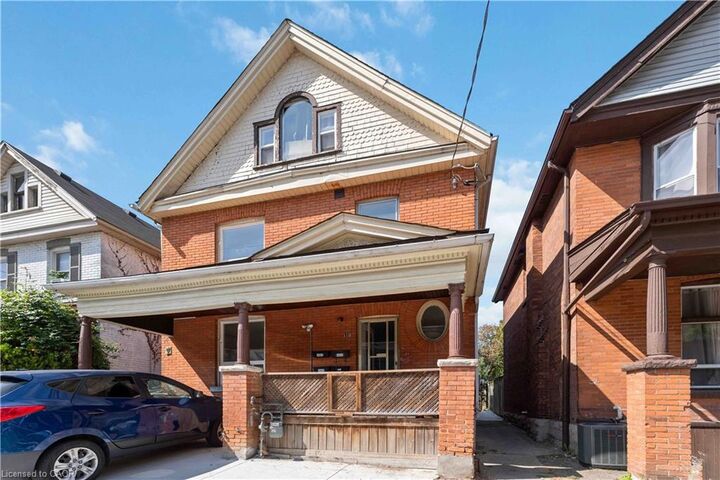 Property Photo:  110 Myrtle Avenue 2  ON L8M 2G2 