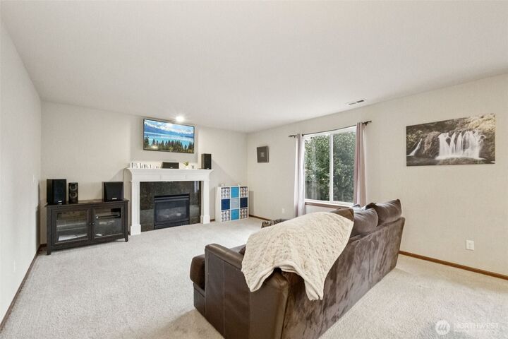Property Photo: 5702 148th Place NE WA 98271