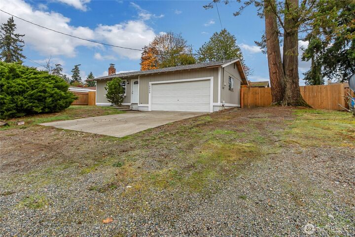 Property Photo:  16909  19th Avenue E  WA 98387 