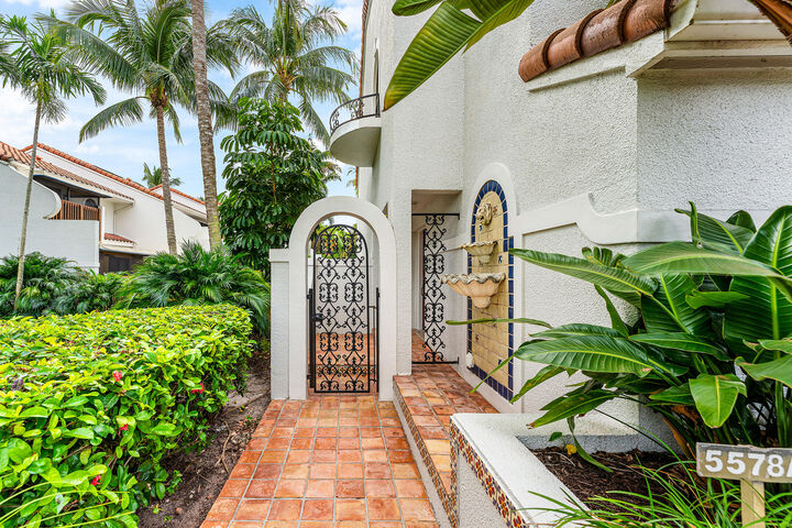Property Photo:  5578A N Ocean Boulevard 28F  FL 33435 