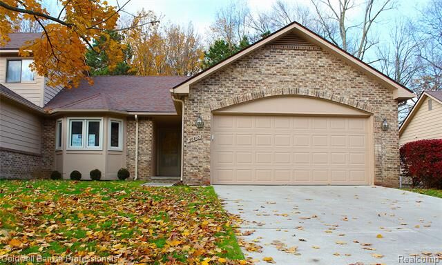 Property Photo: 30810 Misty Pines Drive 13 MI 48336