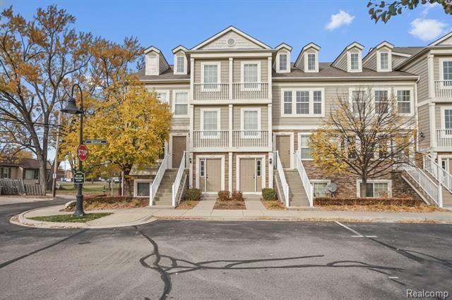 Property Photo: 1081 Foxboro 27 MI 48083