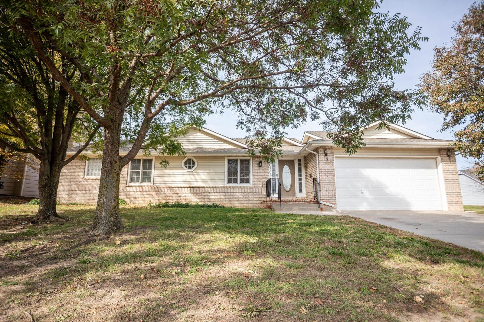 Property Photo: 10704 W Douglas Ave KS 67212