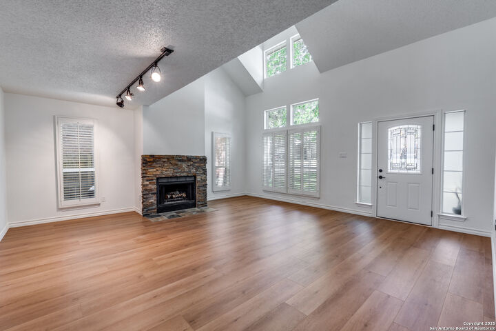 Property Photo:  21123 Marin Hls  TX 78259 