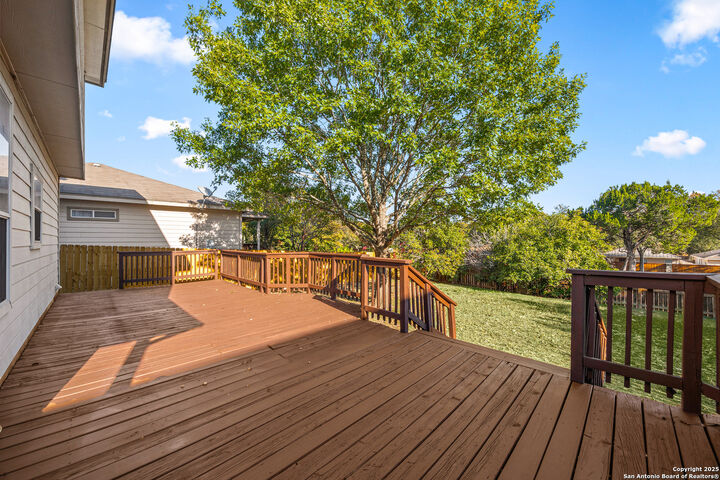 Property Photo: 5330 Arcadia Park TX 78247