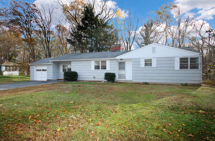 Property Photo:  106 Glenwood Road  CT 06413 