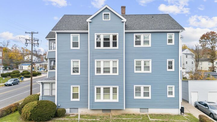 Property Photo: 1467 Corbin Avenue CT 06053