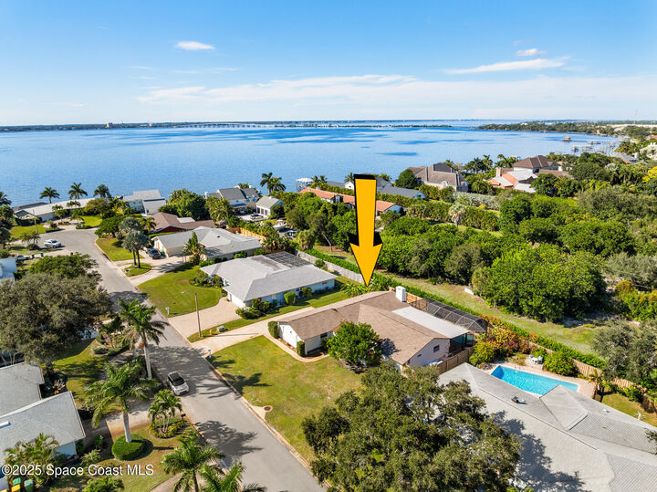 Property Photo:  724 Puesta Del Sol Plaza  FL 32903 