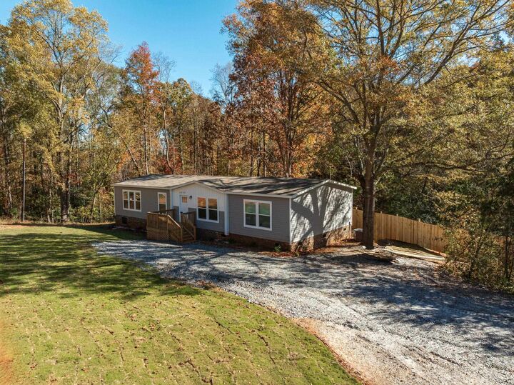 Property Photo:  5223 Highway 11  SC 29349 