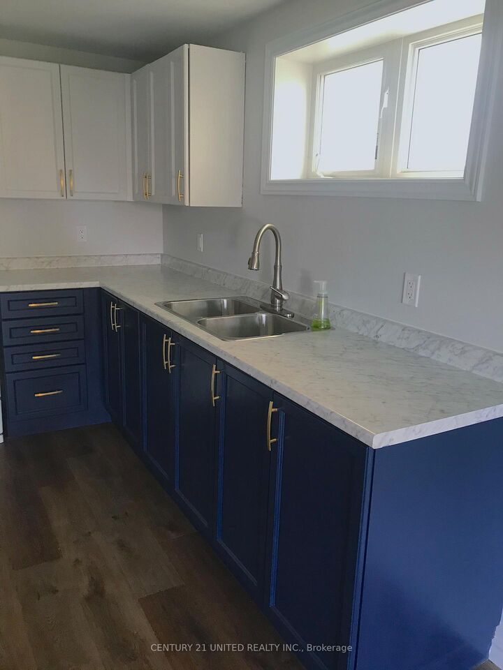 Photo de la propriété:  302 Blacksmith Way  ON K9L 0B5 