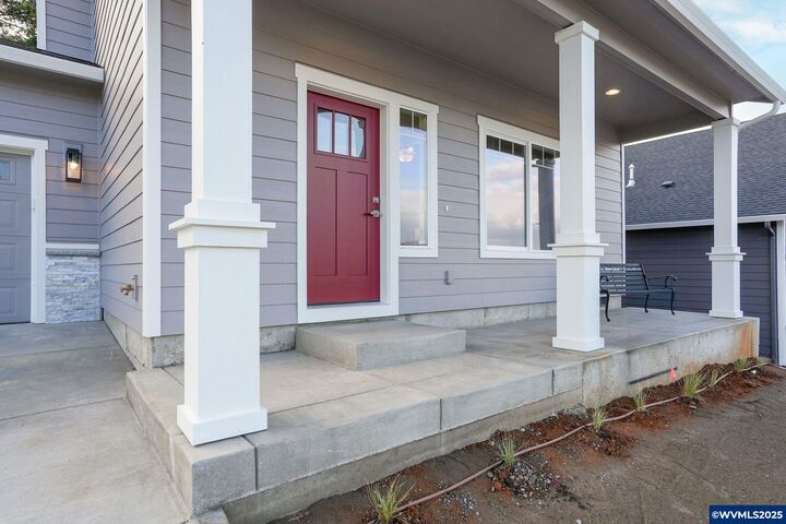 Property Photo:  5675 Jeremy Valley (Lot 59) Dr SE  OR 97306 