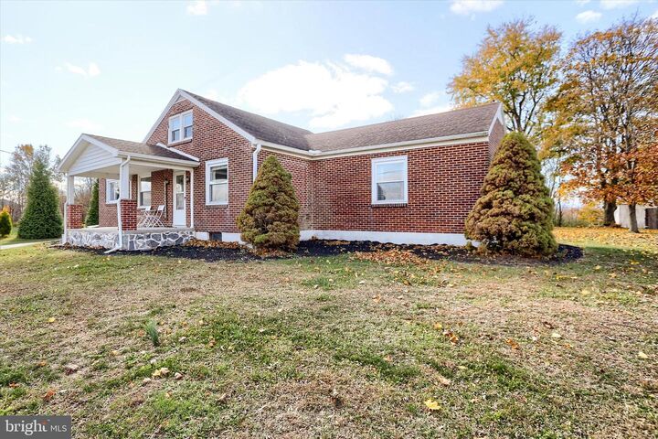 Property Photo:  1540 Baltimore Road  PA 17019 