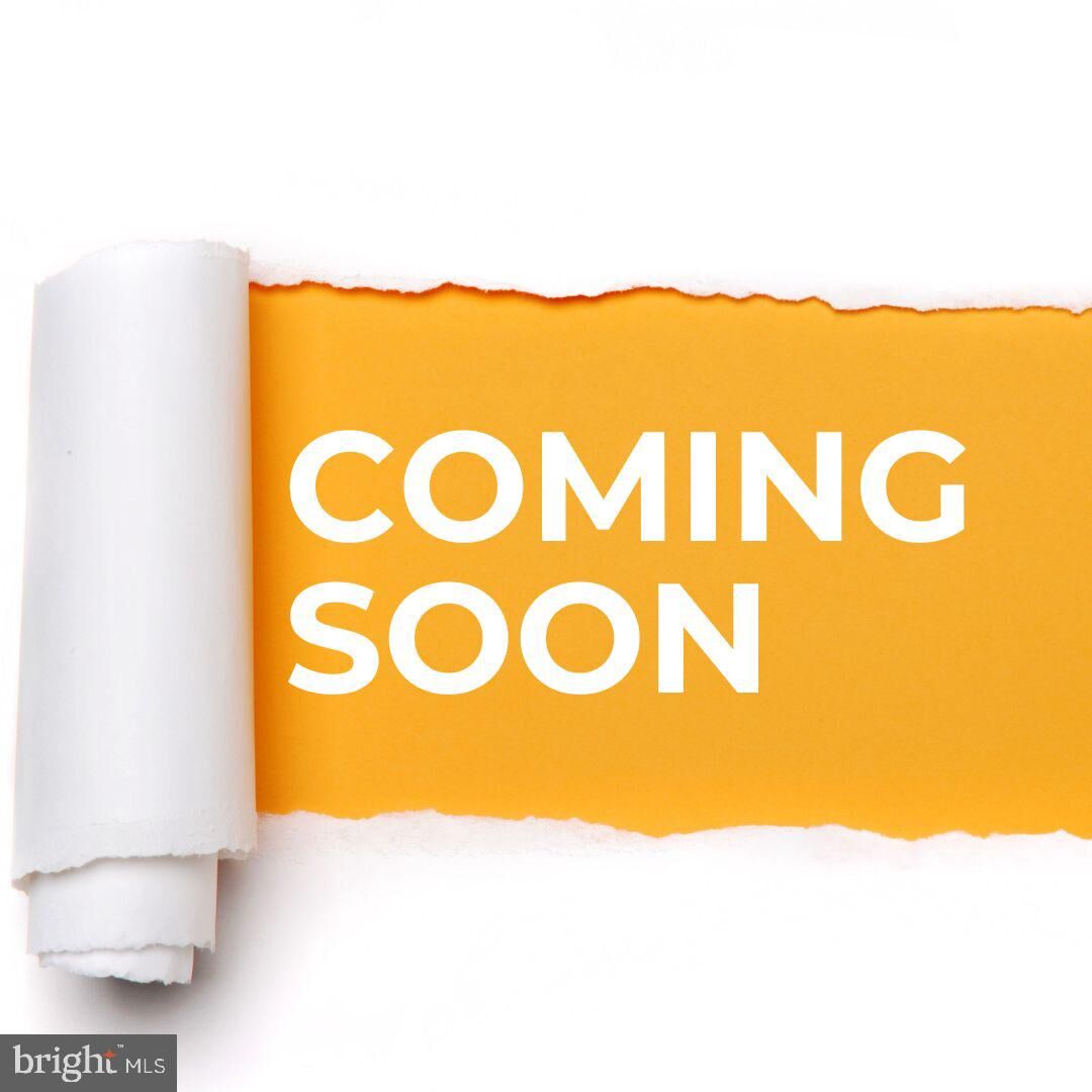 Property Photo:  18 Trowbridge Lane Bb  NJ 08081 