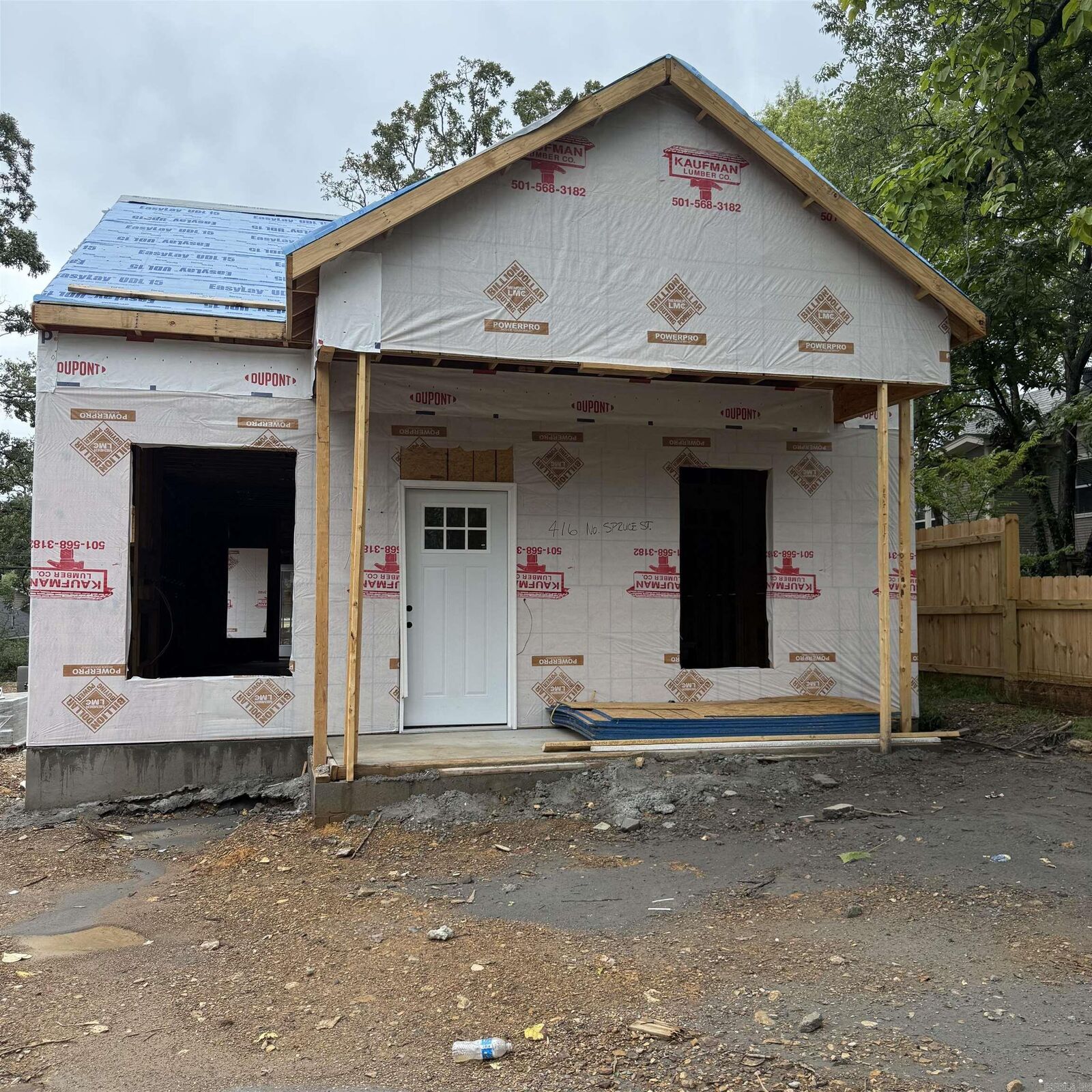 Property Photo:  416 N Spruce Street  AR 72205 