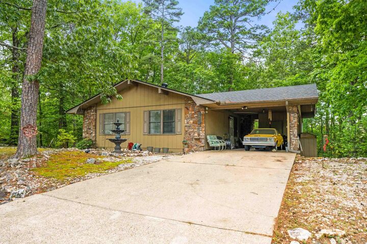 Property Photo:  1 Vilafranca Lane  AR 71909 