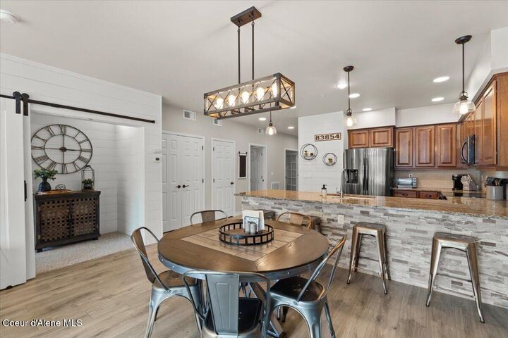 Property Photo:  415 W Waterside Dr 104  ID 83854 