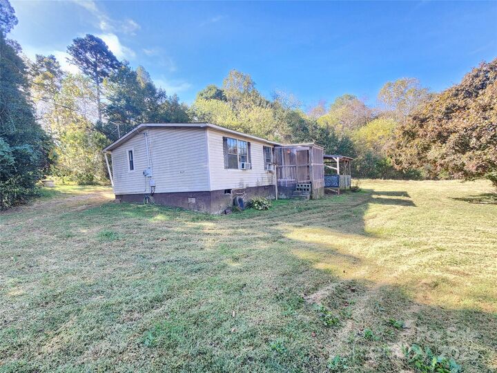 Property Photo:  4339 Angel Hill Drive  NC 28658 
