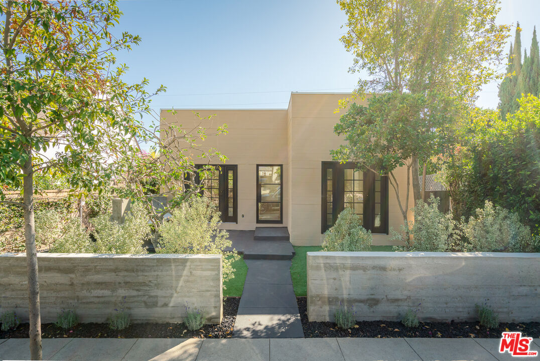 Property Photo: 8956 Dicks St CA 90069