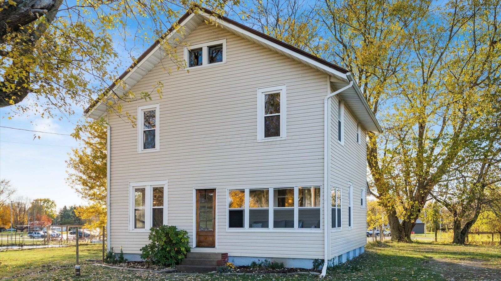 Property Photo: 1953 Horns Hill NE Road OH 43055