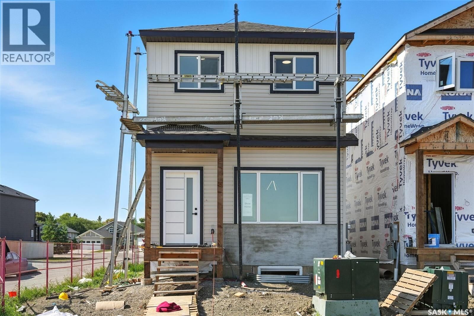 Property Photo:  163 1509 Richardson Road  SK S7L 4E1 