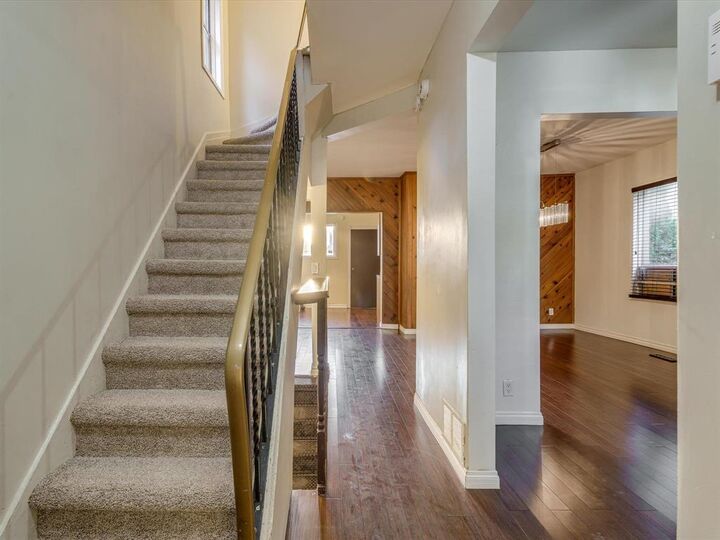 Property Photo:  422 Toronto Street  MB R3G 1S5 