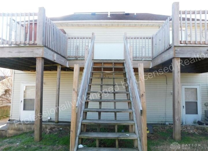 Property Photo: 1580 Highland Avenue 1582 1/2 OH 45503