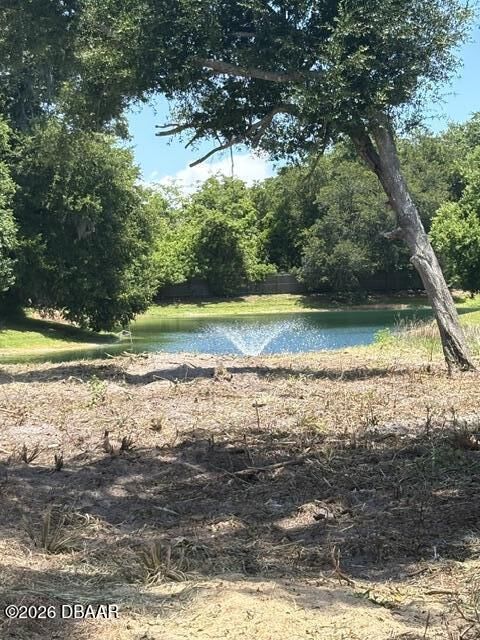 Property Photo: 1371 Vine Street FL 32117