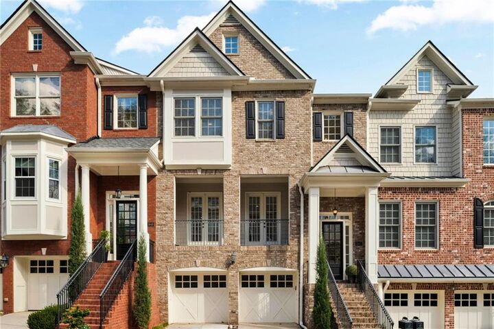 5945 Reddington Way  Atlanta GA 30328 photo