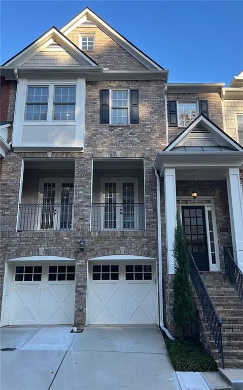 Property Photo:  5945 Reddington Way  GA 30328 