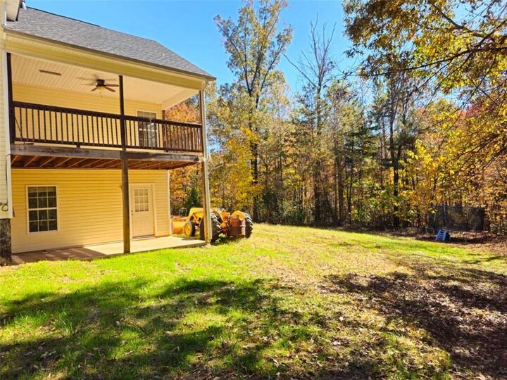 Property Photo: 1304 Dalrymple Circle GA 30540