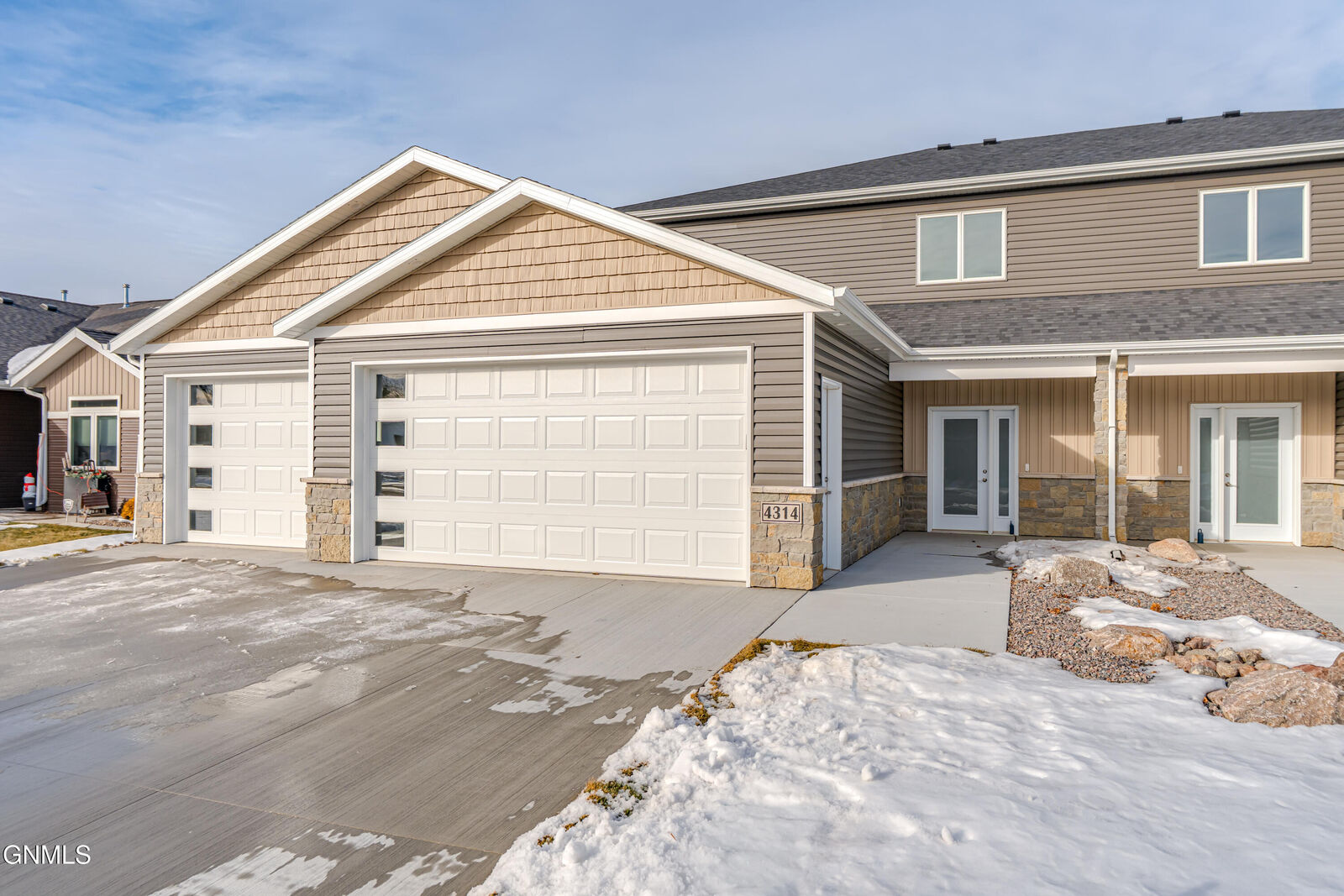 Property Photo:  4314 Downing Street  ND 58504 