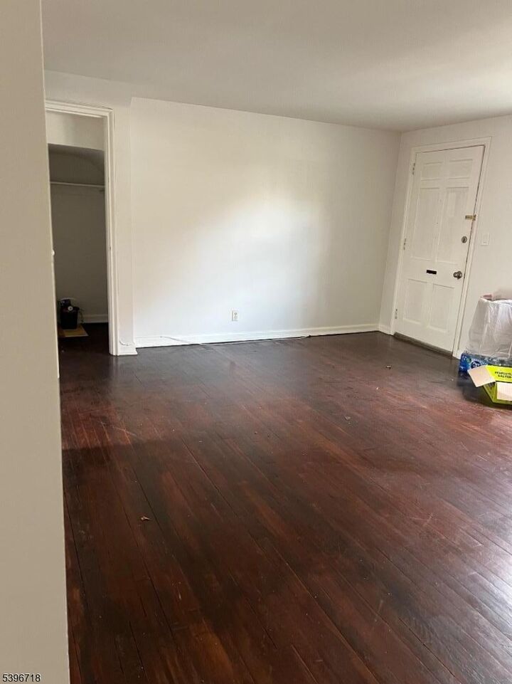 Property Photo: 190 Knickerbocker Rd 17 NJ 07631