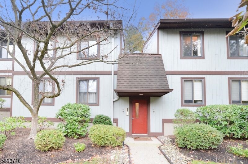 Property Photo: 50 Rock Rd B6 NJ 07506