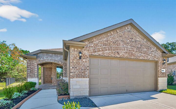 269 Flaxen Chestnut  The Woodlands TX 77382 photo