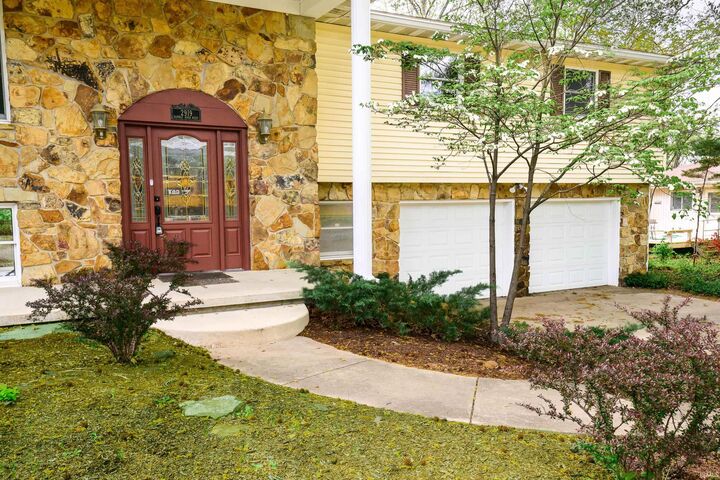 Property Photo:  2919 N Ramble Road  IN 47408 