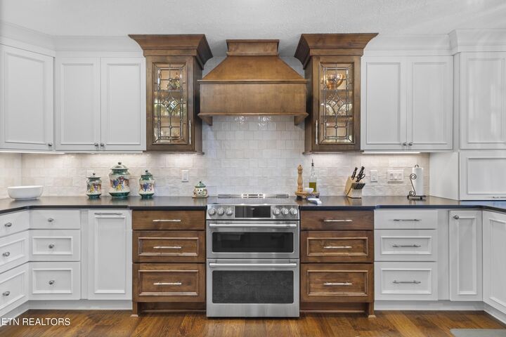 Property Photo: 101 Ostenbarker St TN 37804