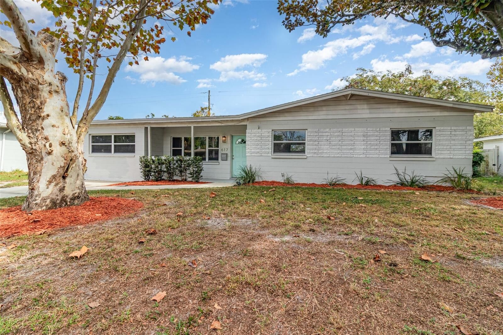 Property Photo:  617 Morocco Avenue  FL 32807 