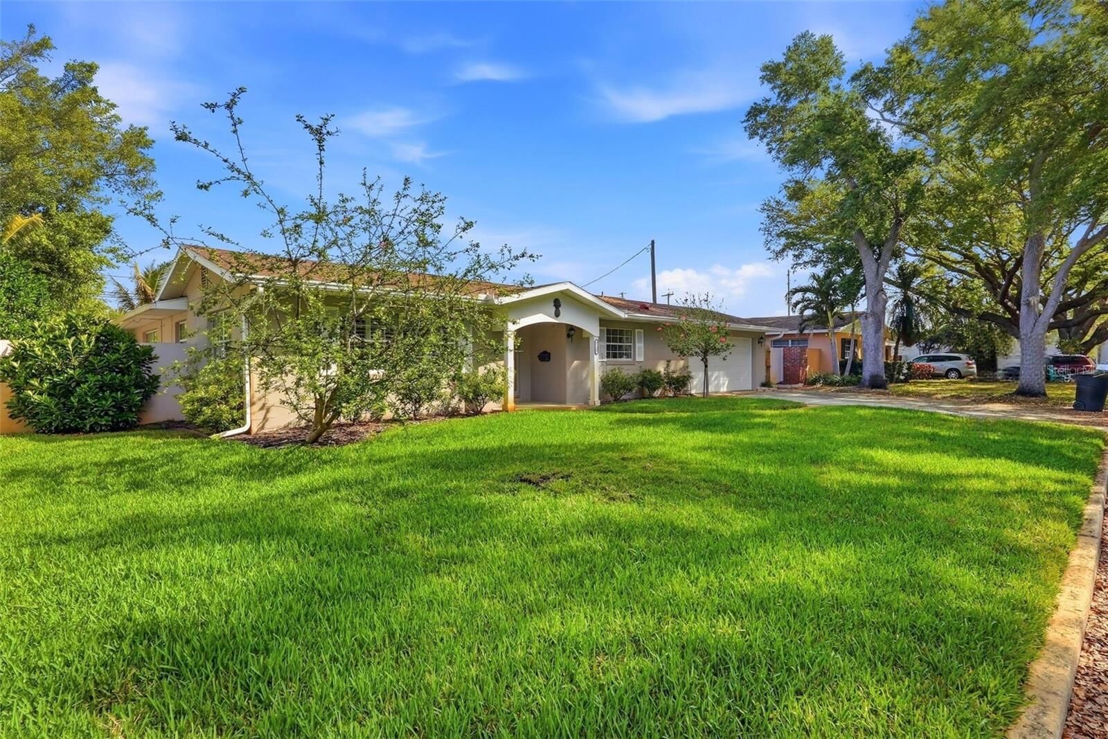 Property Photo: 8235 39th Avenue N FL 33709